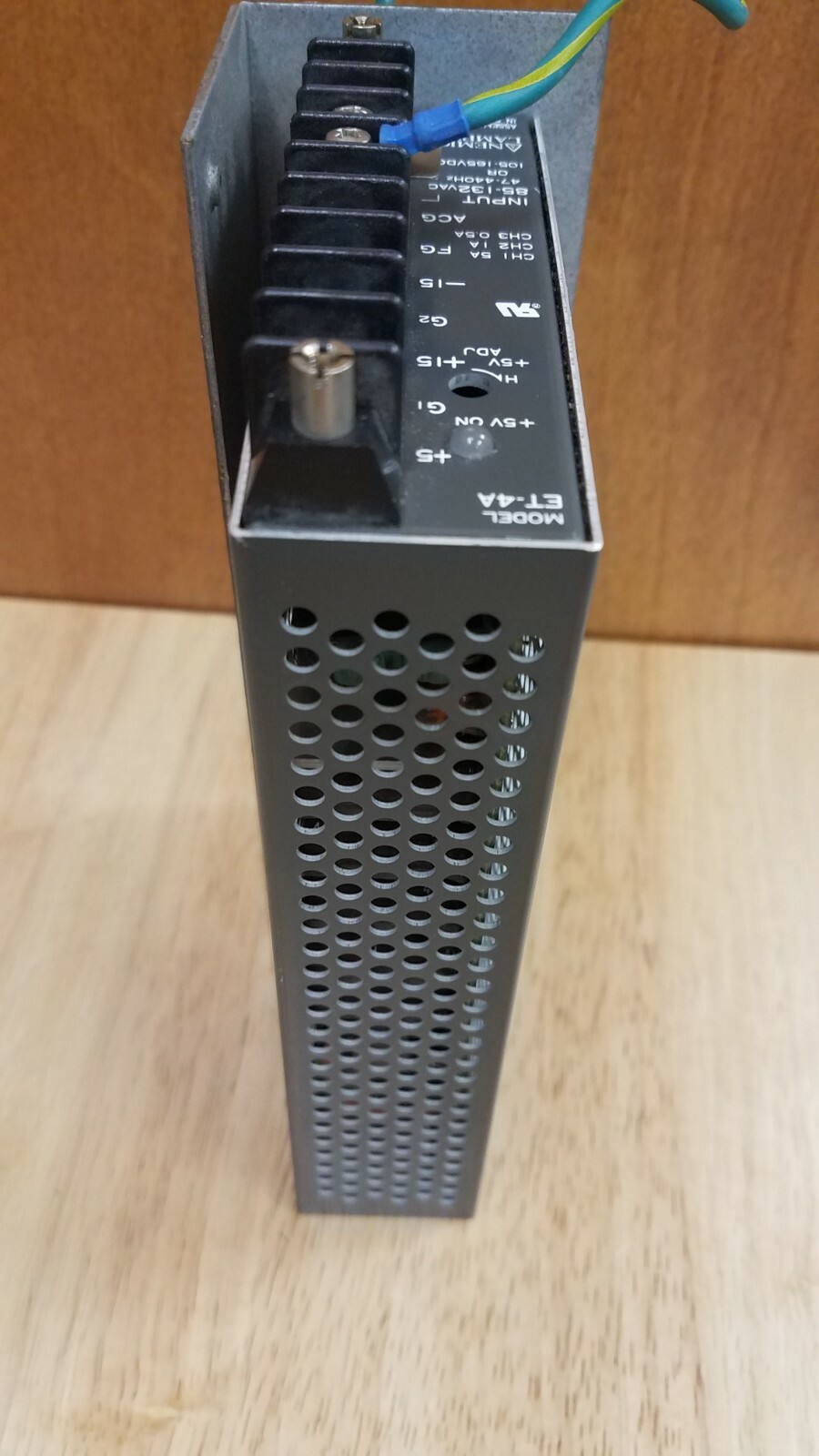 (N) LAMBDA / POWER SUPPLY Model ET-4A / (B526b)