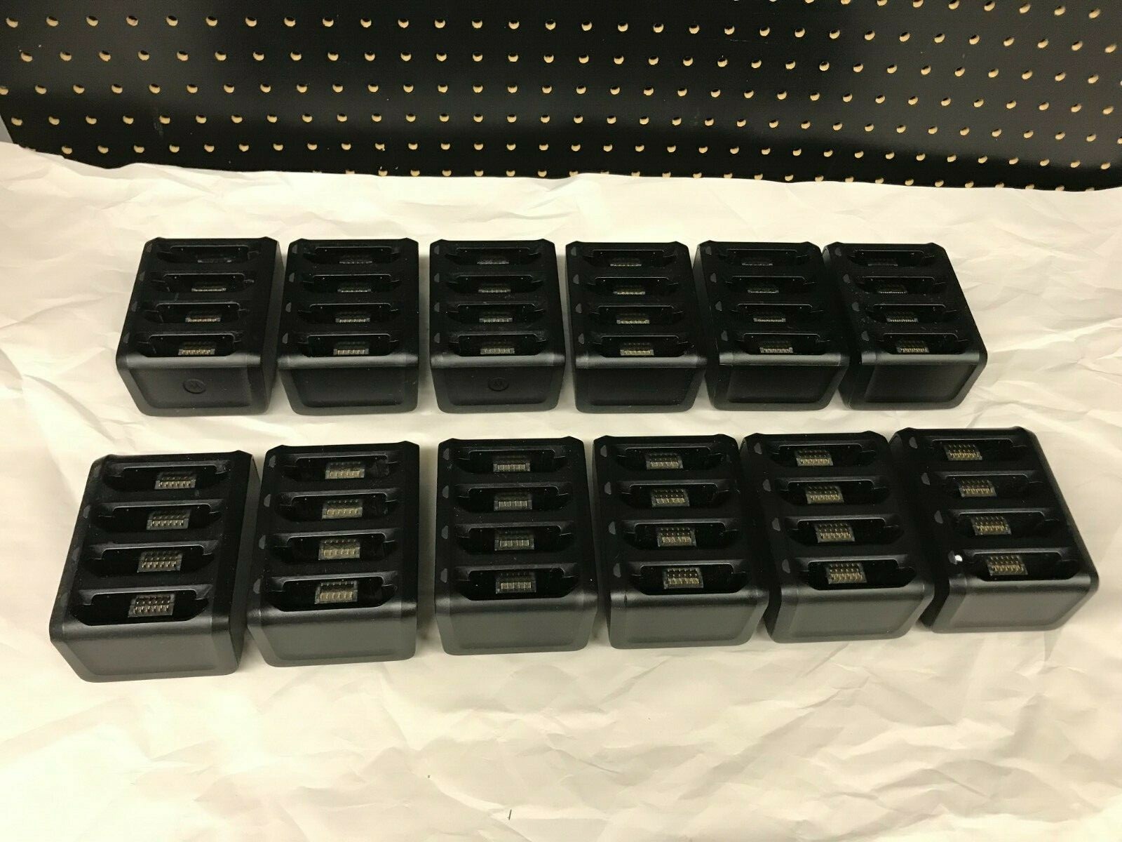 Lot of 12 Motorola Symbol MC40XX 4-slot Charger SACMC40XX-4