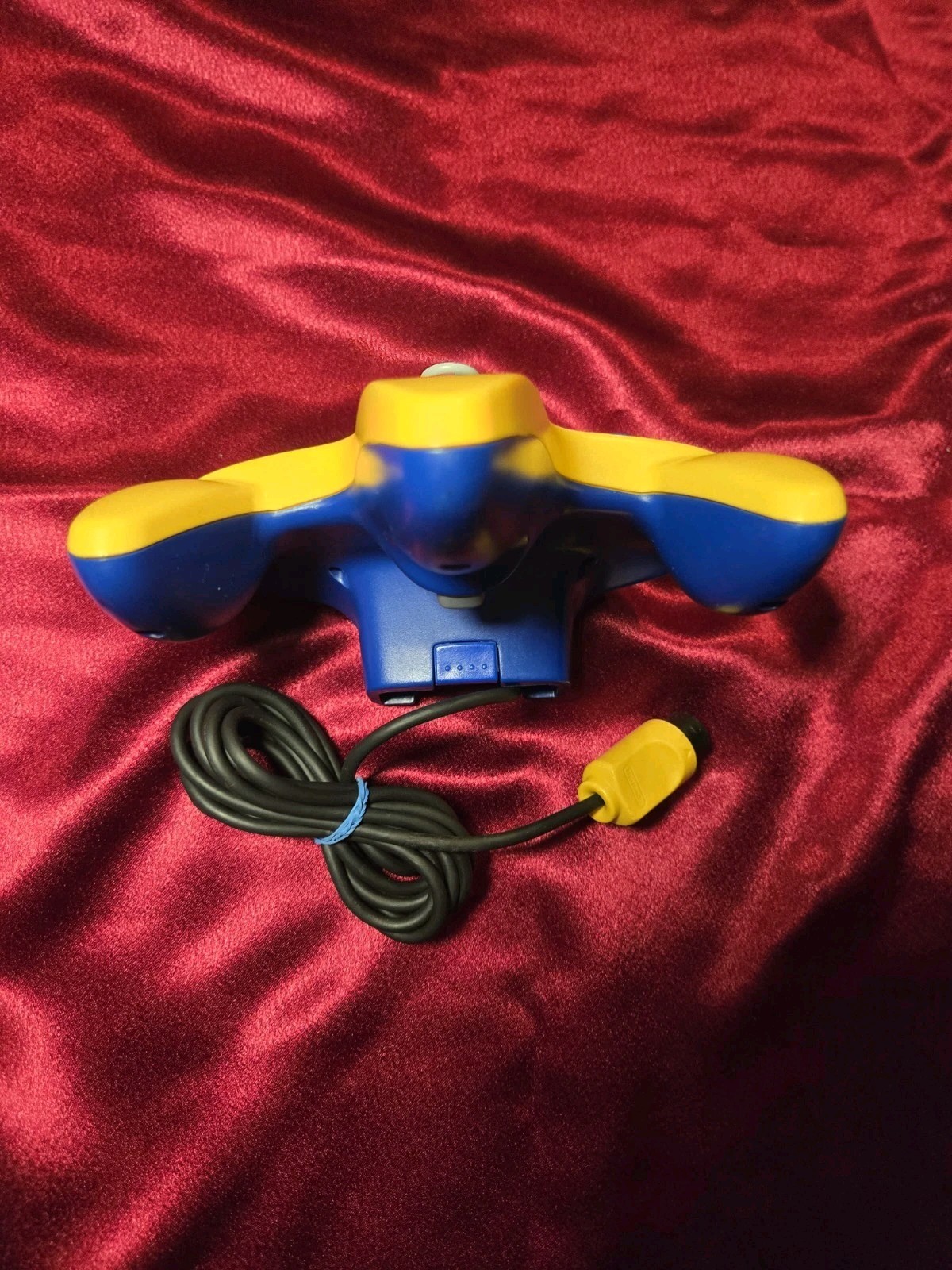 Nintendo 64 N64 Console Black System Bundle with Yellow Controller and Cables