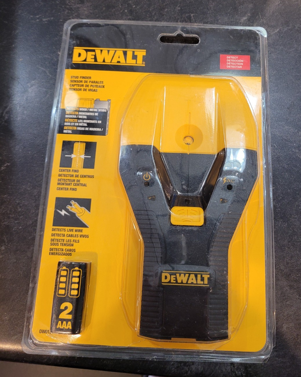DEWALT DW0150 1-1/2" Center Detect Stud Finder Open Box