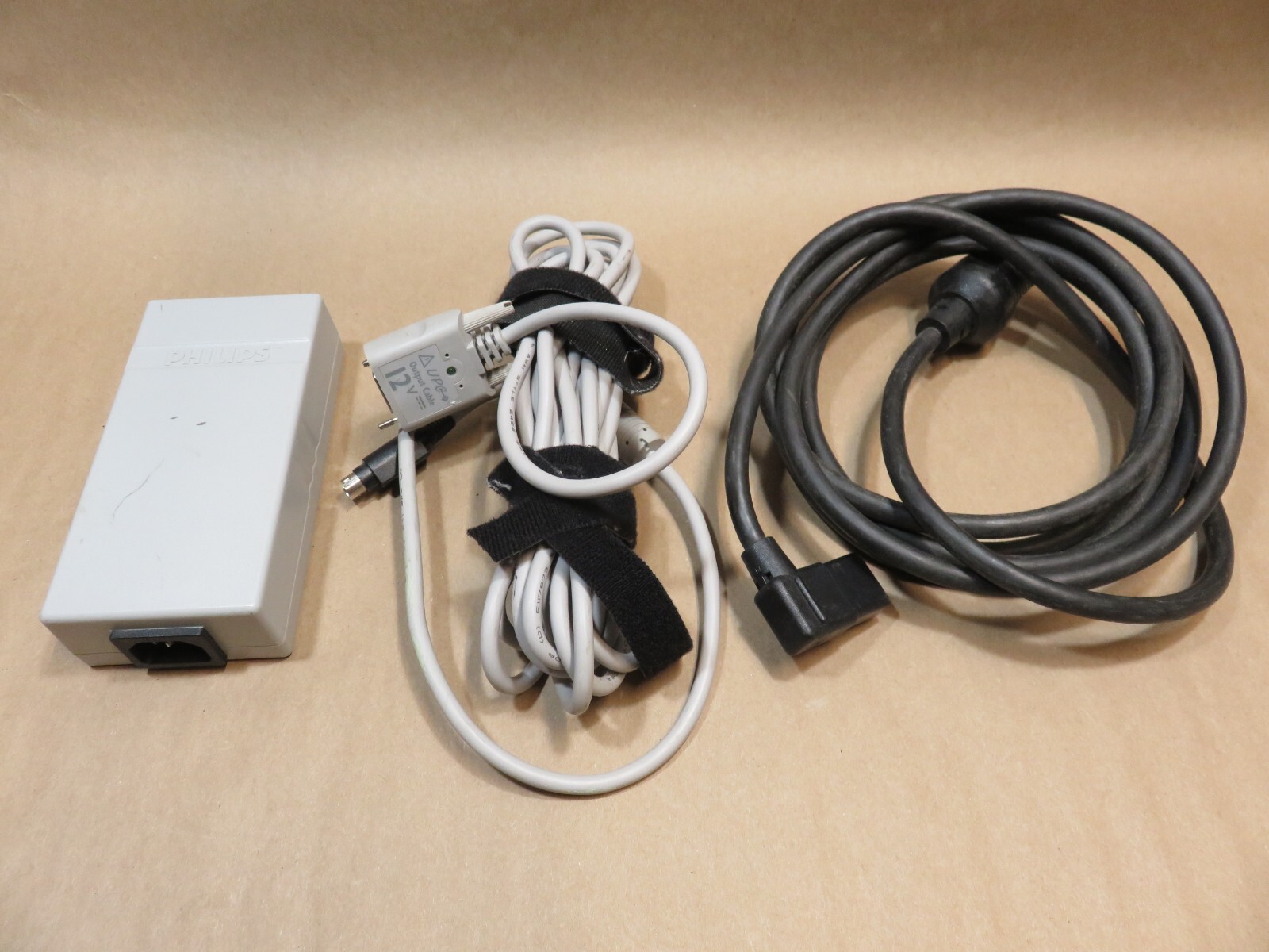 Philips Tectrol TC21M-1402 Patient Monitor Power Supply. Appears to work