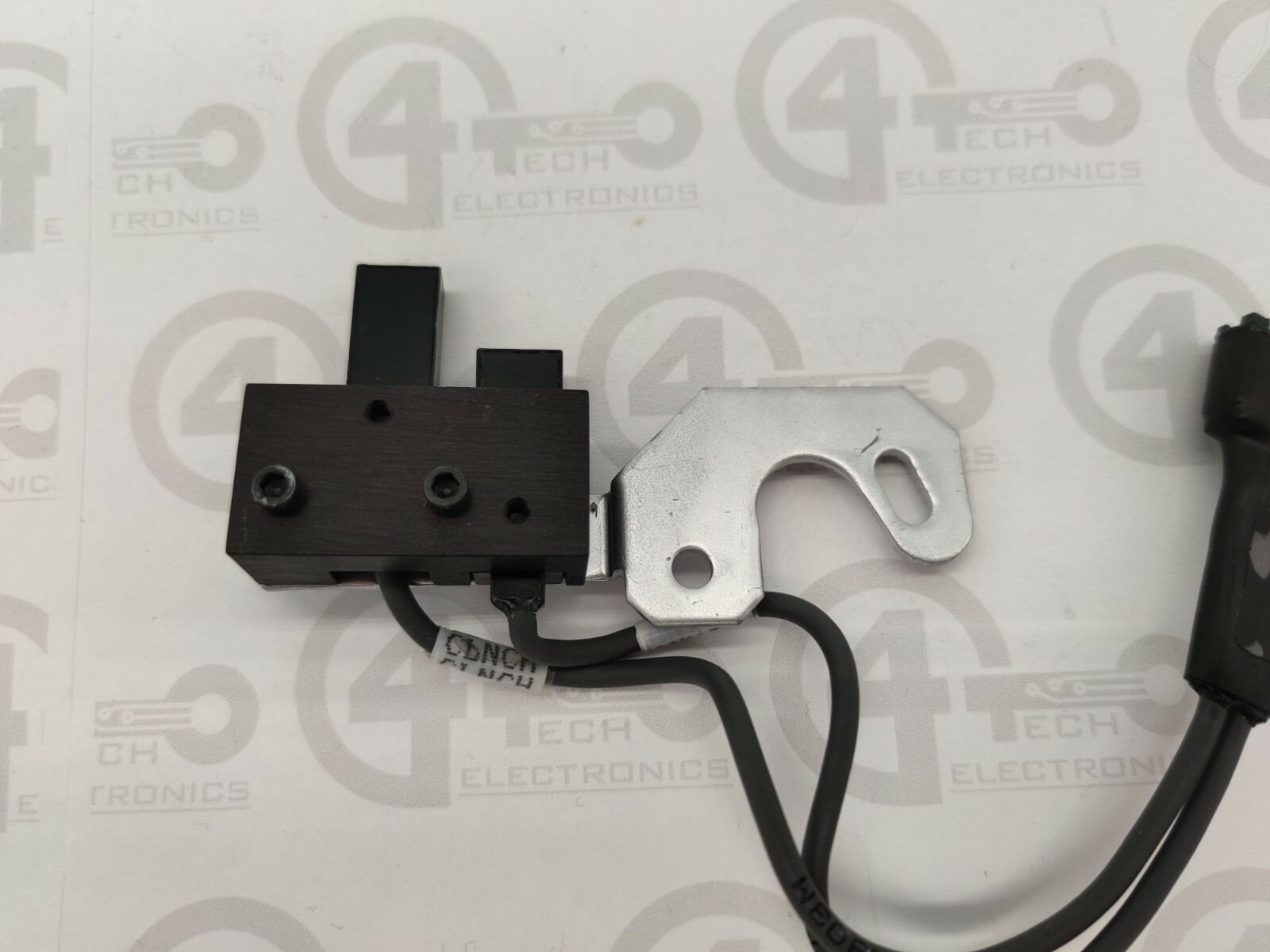 Universal Instruments Right Sensor Assy 45468902
