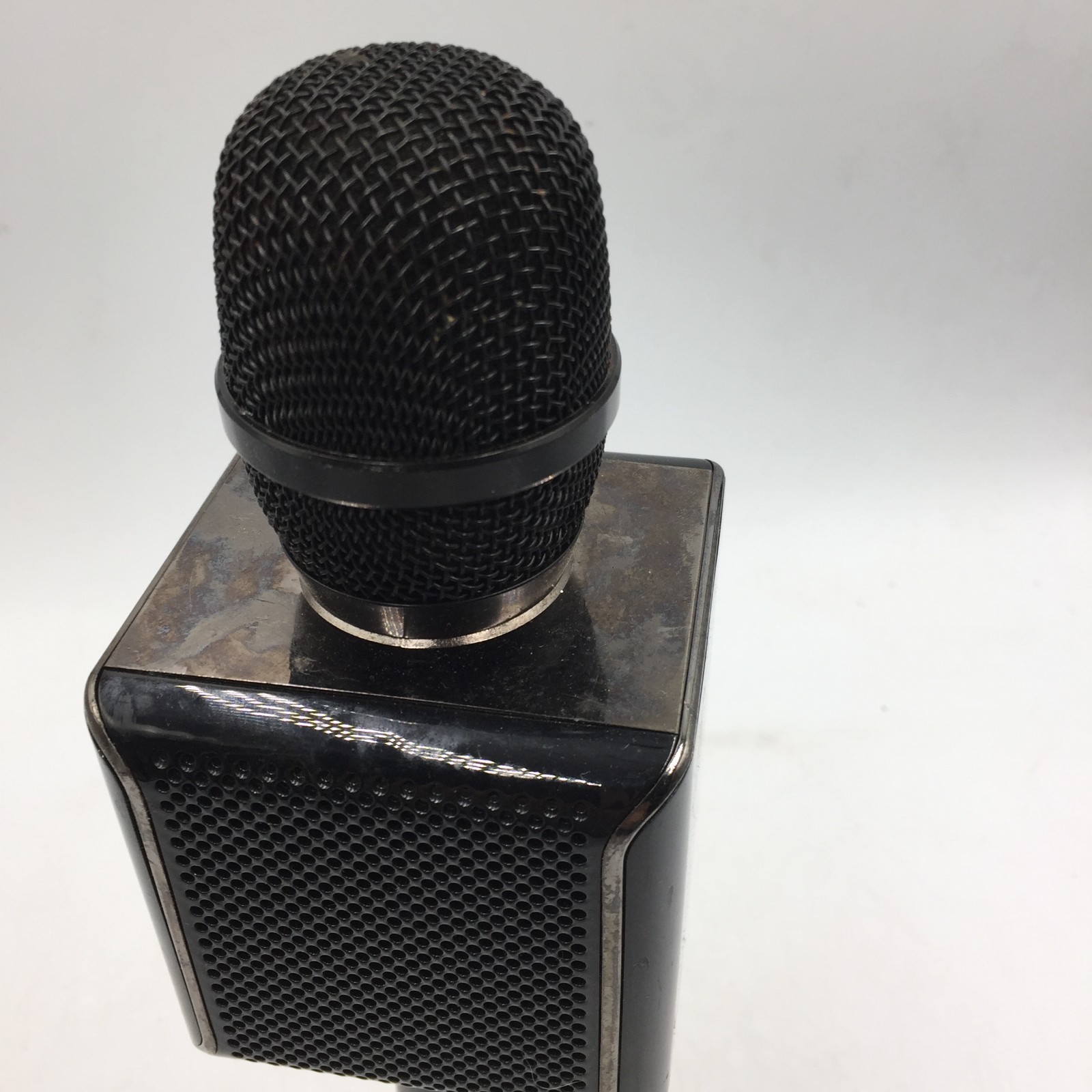 Pop Solo LED Karaoke BLACK Microphone ONLY No Cables