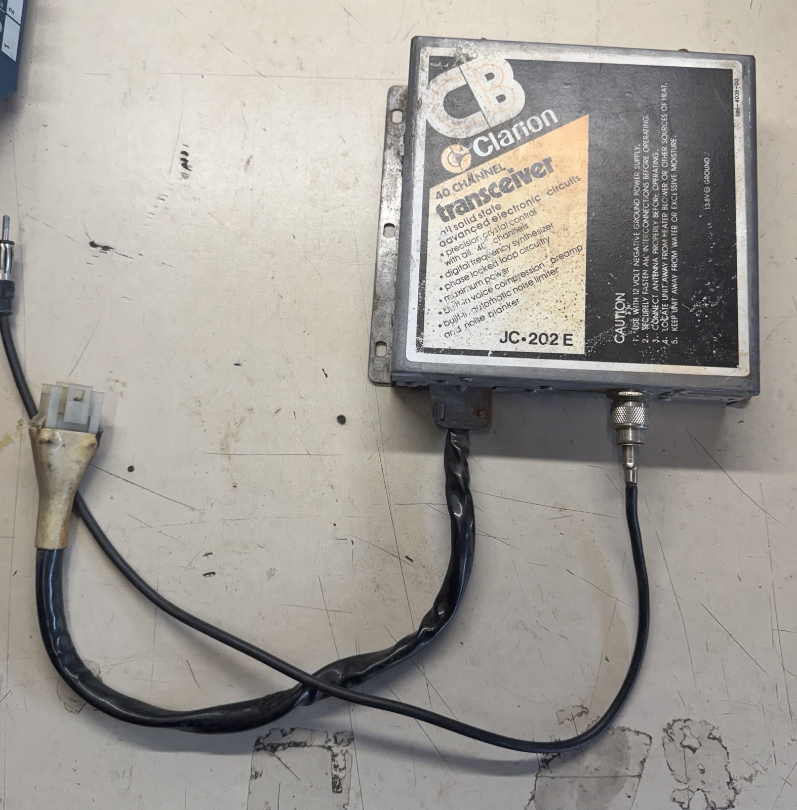 Clarion JC-202 E 40 Ch CB Transceiver Car Stereo Module Vintage