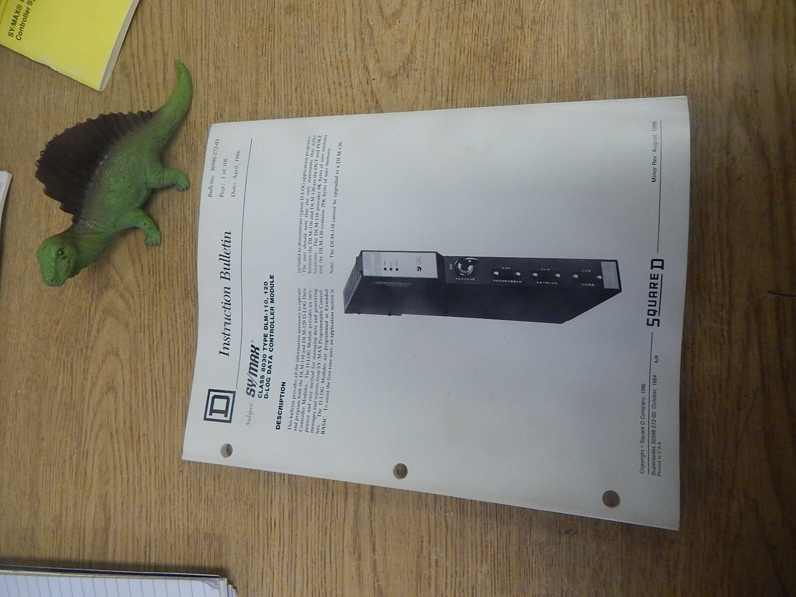 Square D 30598-272-03 SY/Max DLM-110 Controller Module Instruction Bulletin