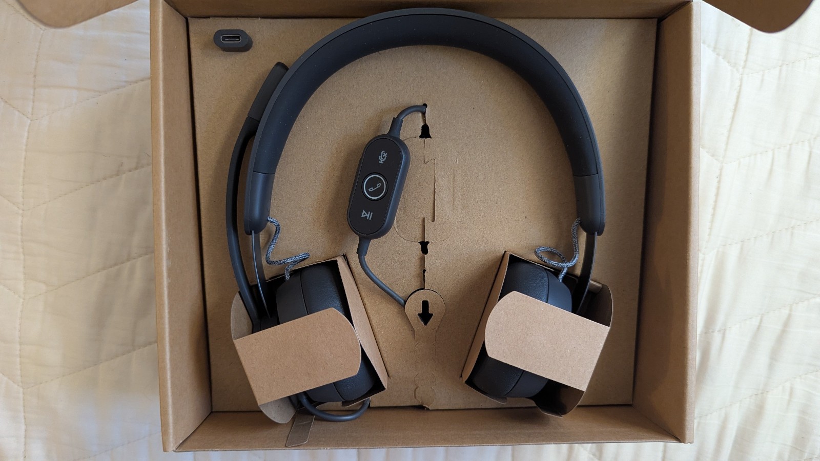 Logitech Zone Wired Headset Black 981-000871 USB-C Teams Zoom Certified New