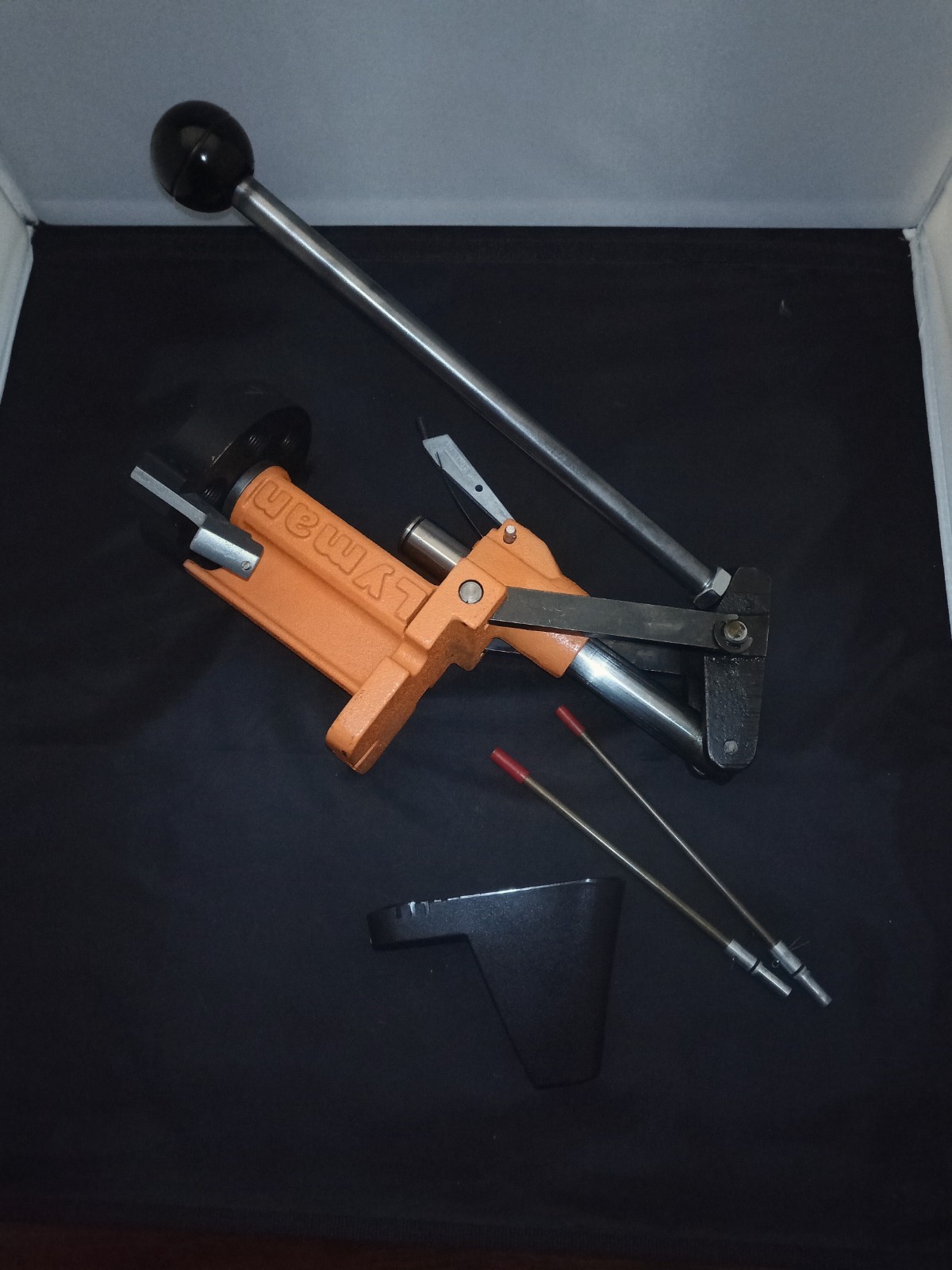 LYMAN - T-Mag Turret Reloading Press w/Priming Tubes and Spent Primer Cup