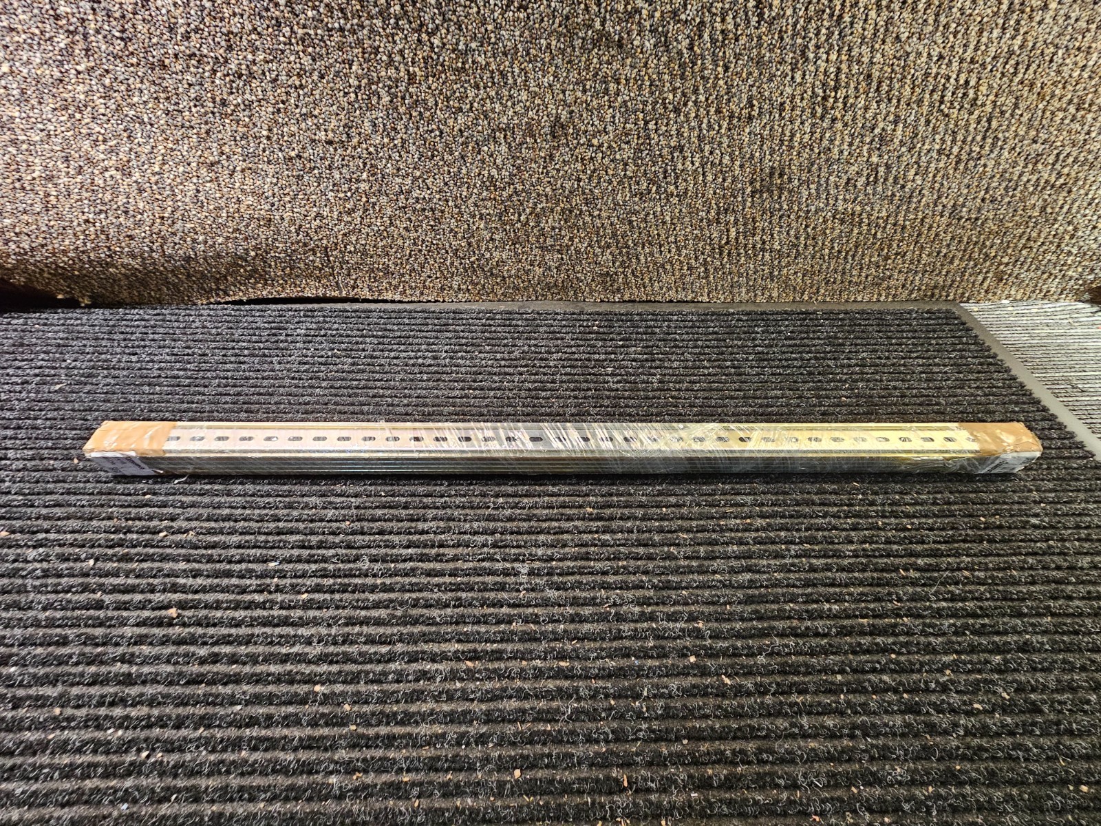 (QTY 10) Phoenix Contact 0807012 DIN Mounting Rail, Steel, 39x0.3x1.4" Silver