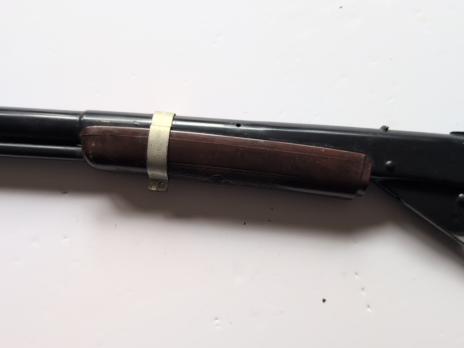 Vintage Daisy Model 94 BB Gun, Roger’s Arkansas USA (Weak)