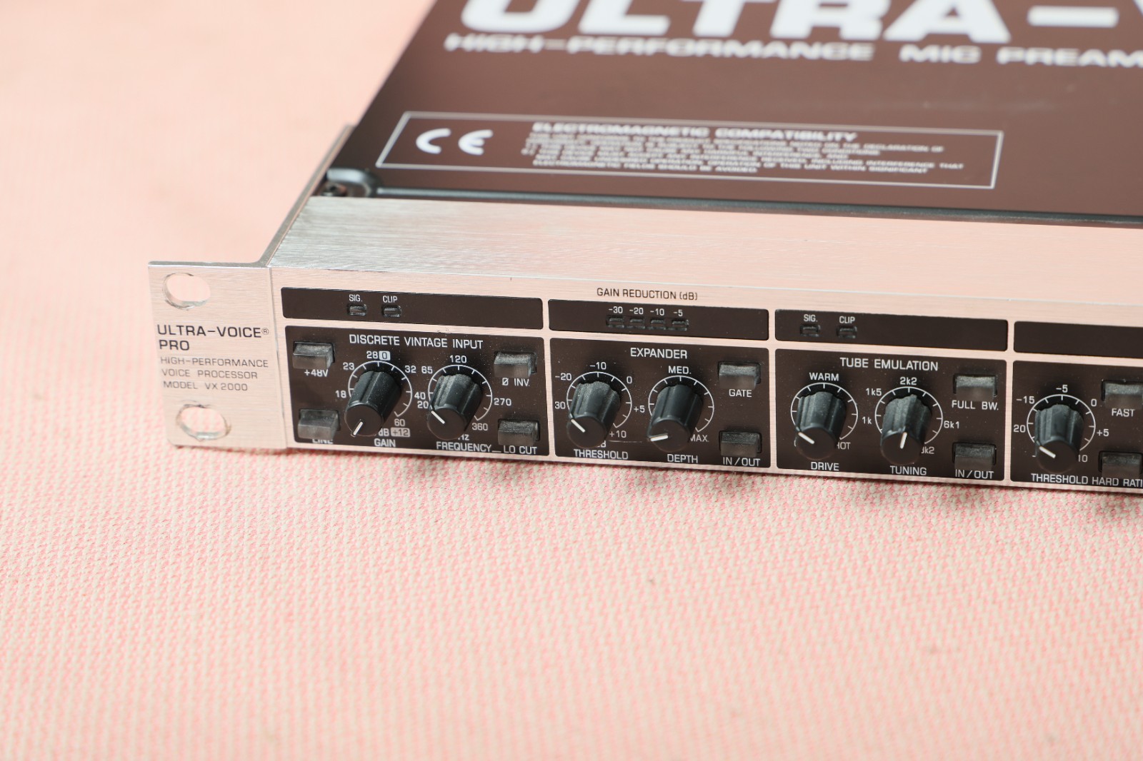 Behringer VX2000 Ultra-Voice Pro Mic Preamp / Voice Processor - Tested