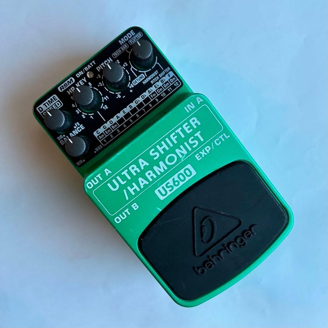 Behringer US600 Ultra Shifter Harmonist Harmony Guitar Effect Pedal Tested