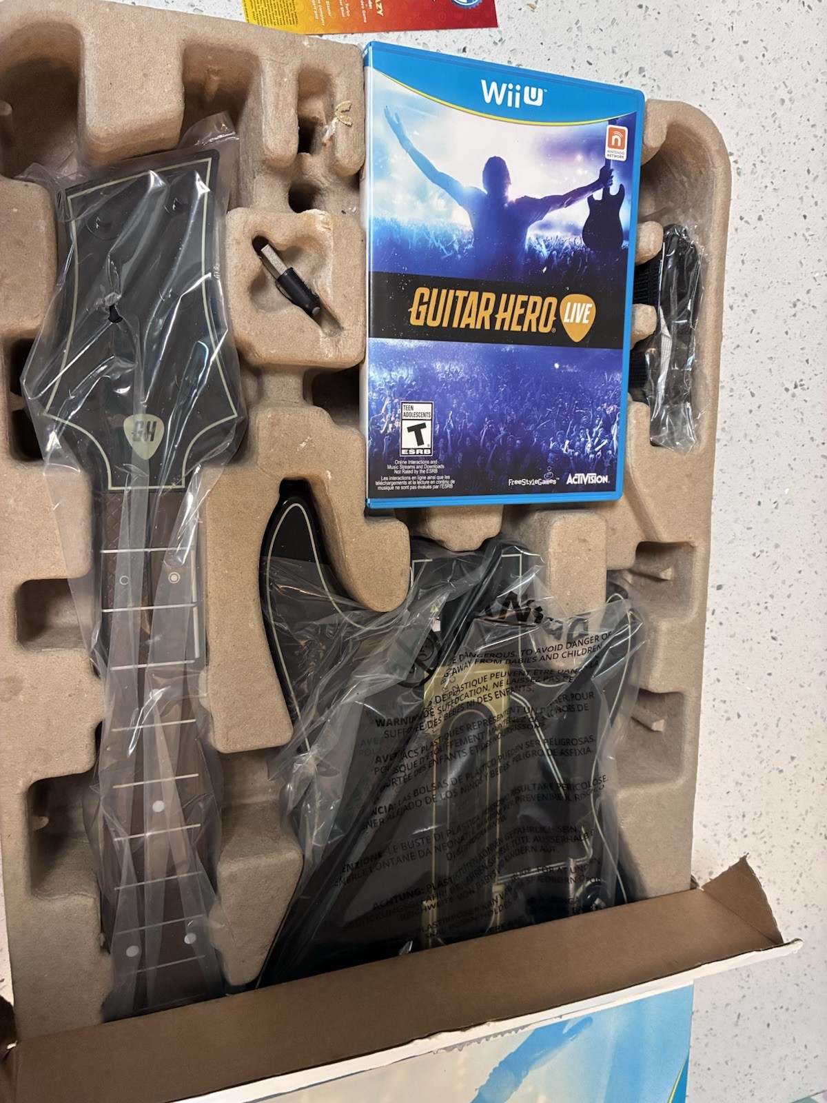 Activision Guitar Hero Live Wii U Bundle w/ Bluetooth Guitar & Game NTSC 2015