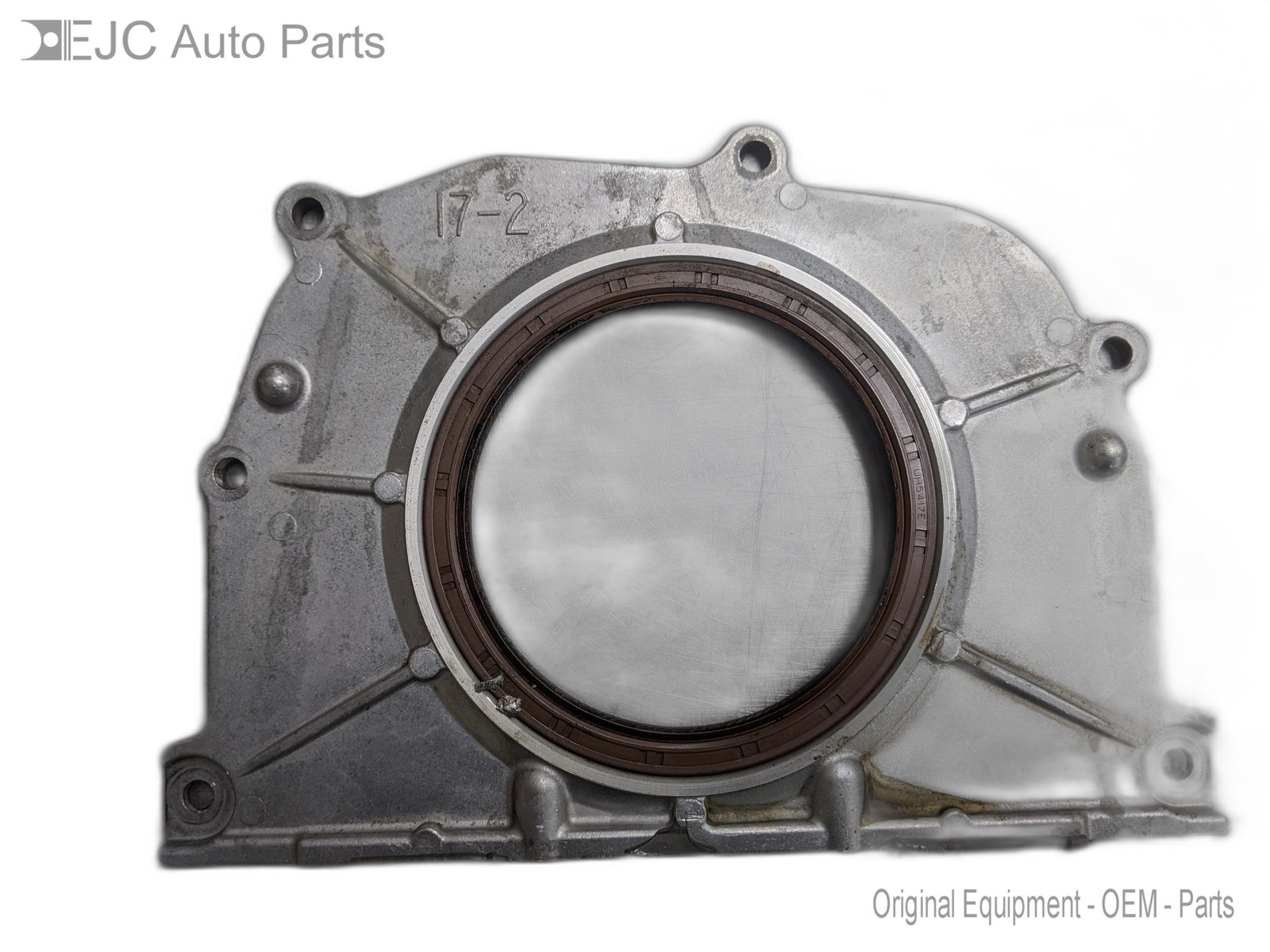 Rear Oil Seal Housing For 13-18 Toyota Avalon  3.5 1138131021 Gas