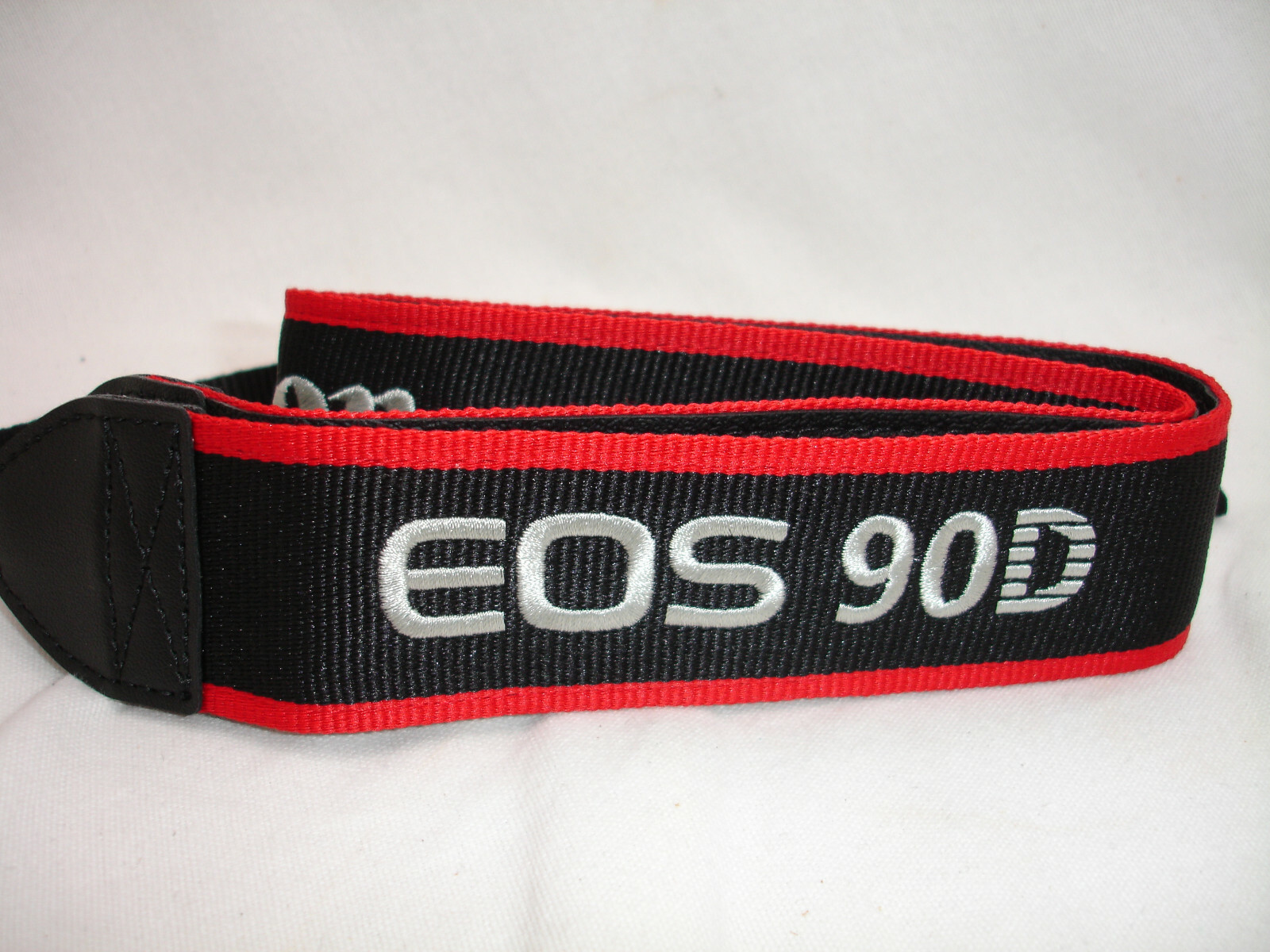 Canon EOS 90D CAMERA NECK STRAP  , Genuine , GUC