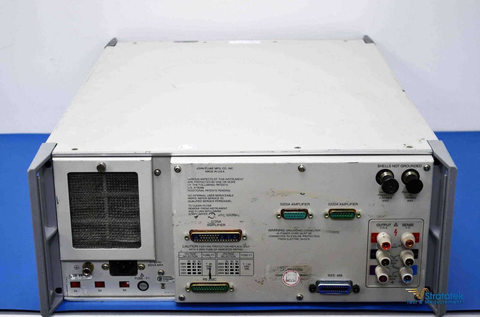 Fluke 5700A Multifunction Calibrator NIST Calibrated