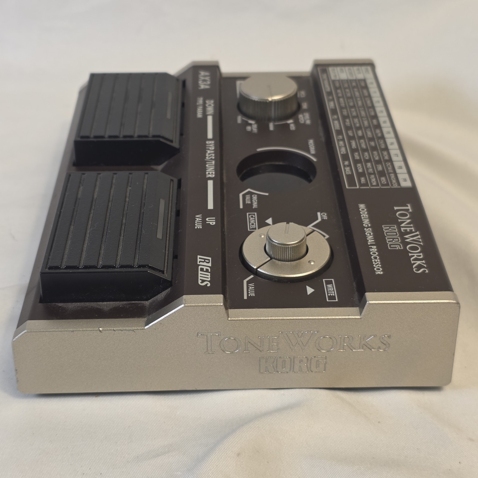 KORG ToneWorks AX3A MODELING SIGNAL PROCESSOR Acoustic Guitar Effect *For Parts*
