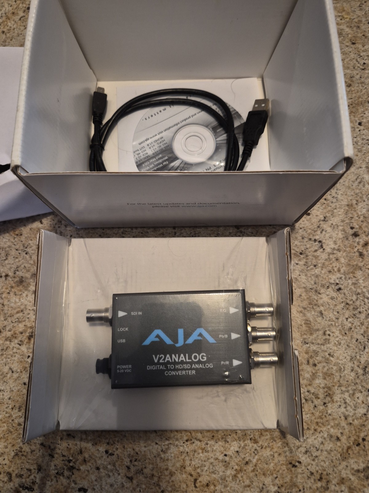 AJA Video D10CE Serial Digital to Analog Video Mini Converter - Clean & Tested