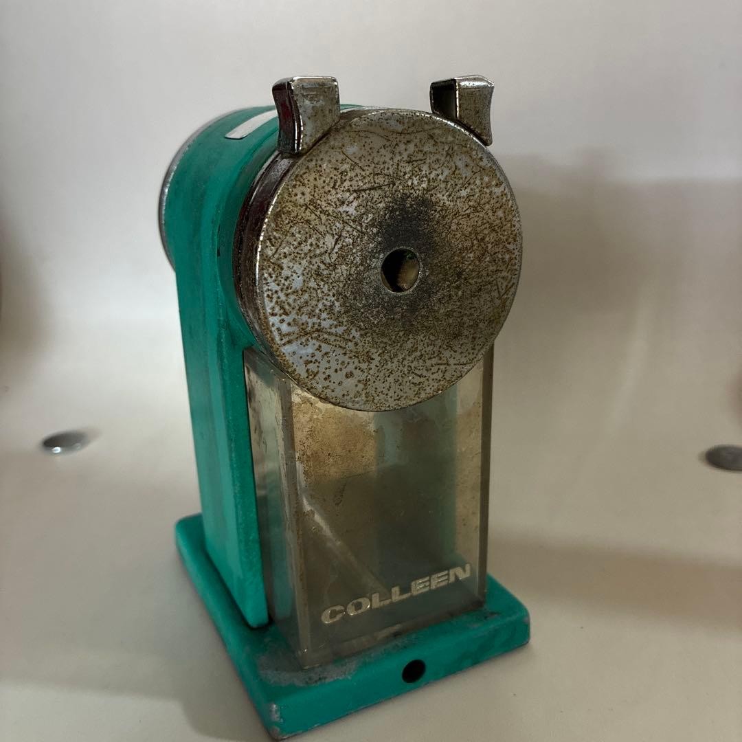 Showa Retro Antique Manual Pencil Sharpener Used Decorative Collectible