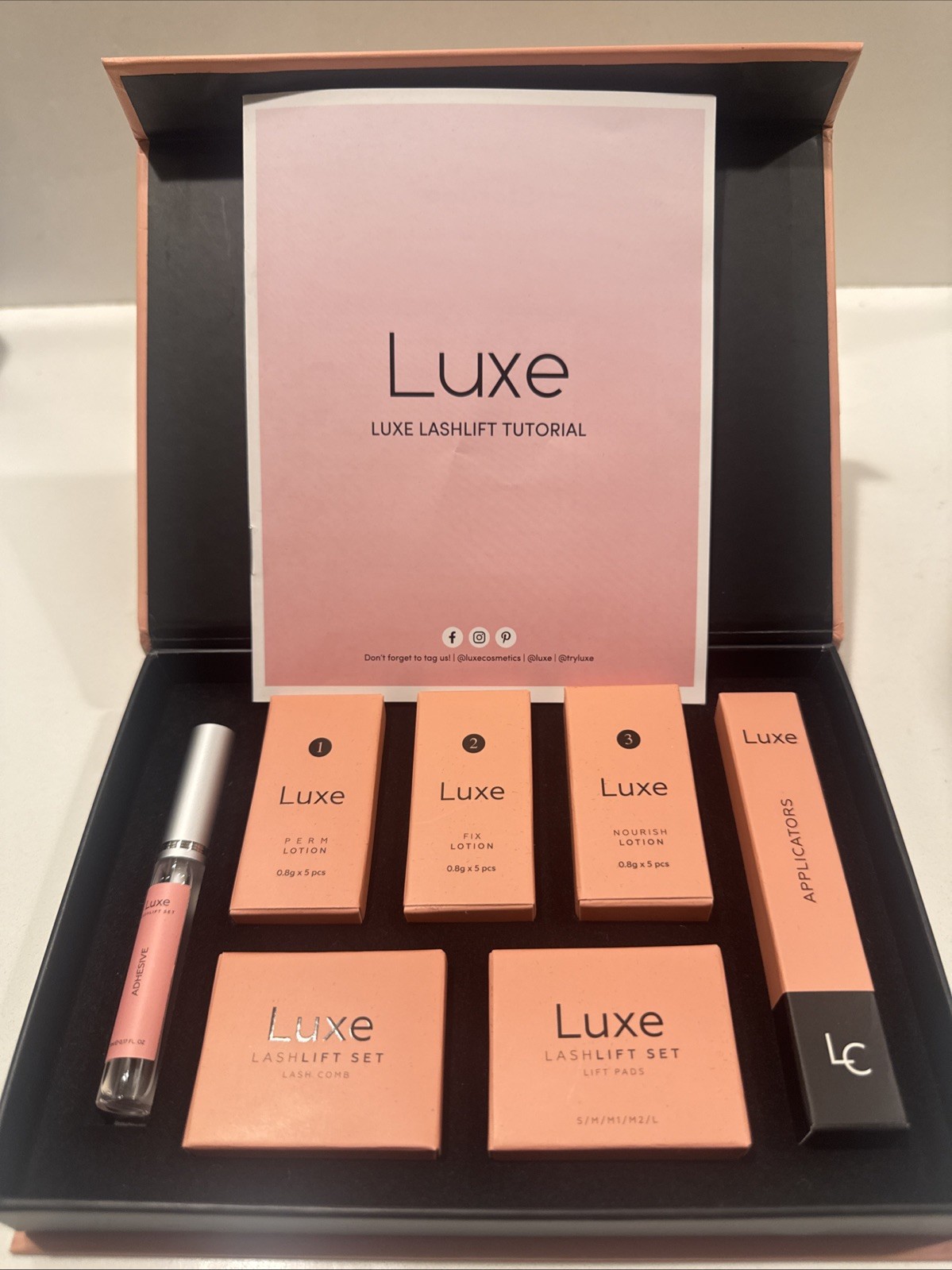 LUXE Cosmetics LASH LIFT SET Kit  -  Salon Quality Eye Lash Curling