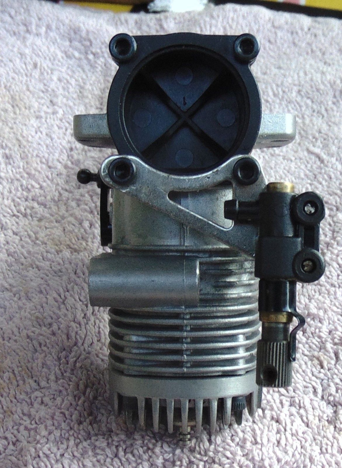OS LA 40 RC Model Airplane Engine, cleaned, ex compression