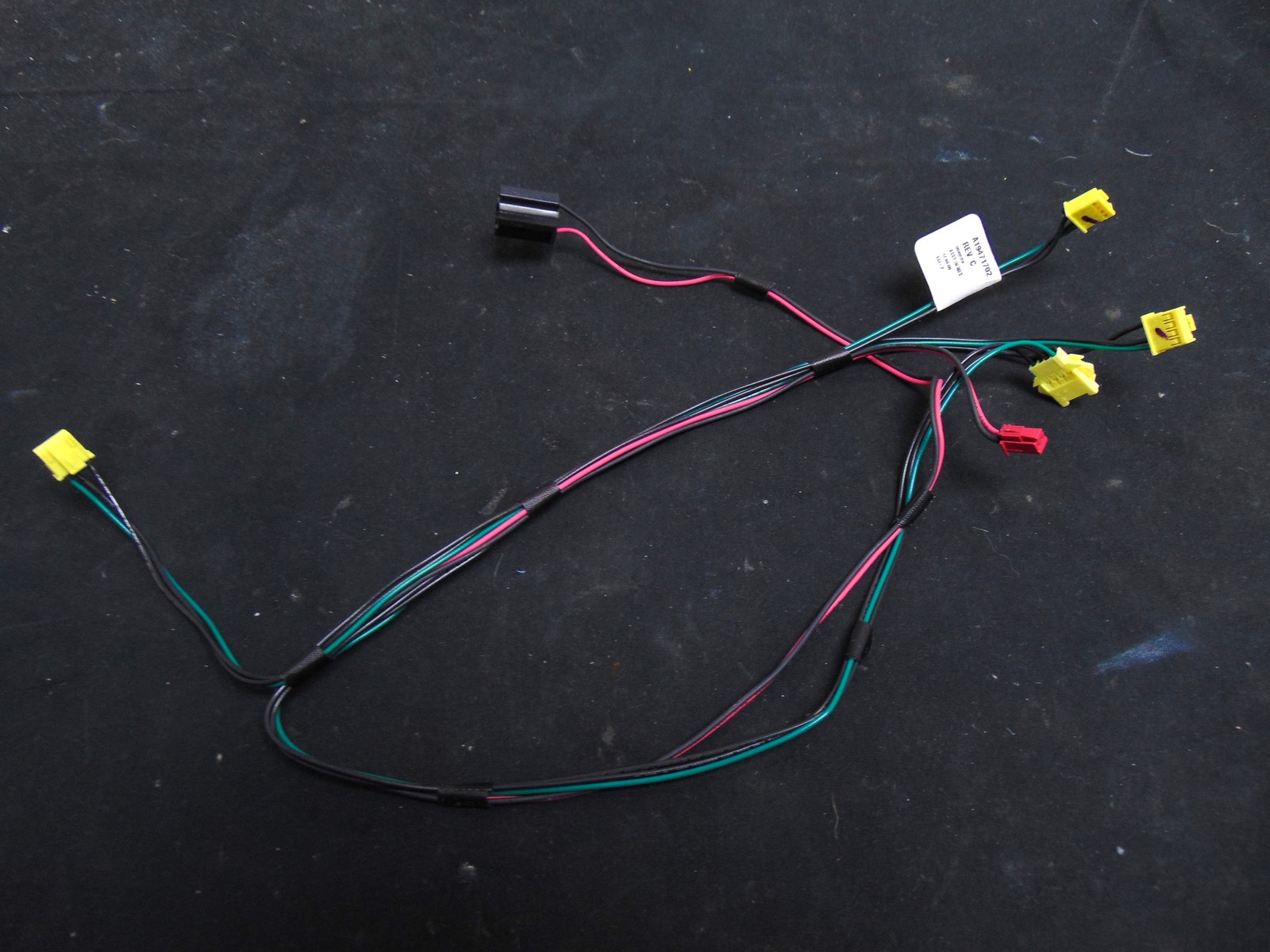 Frigidaire Wall Oven FCWD2727ASG Door Light Wire Harness A19471702