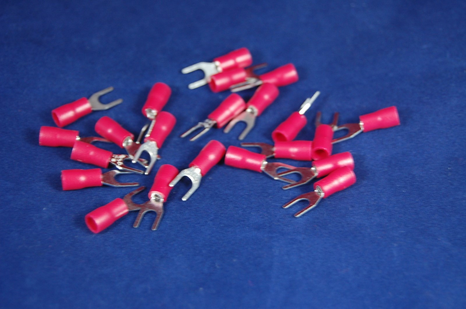 50PCS SV1-8 5/16 FORK SHAPE INSULATED terminal, terminals AGW 22-16
