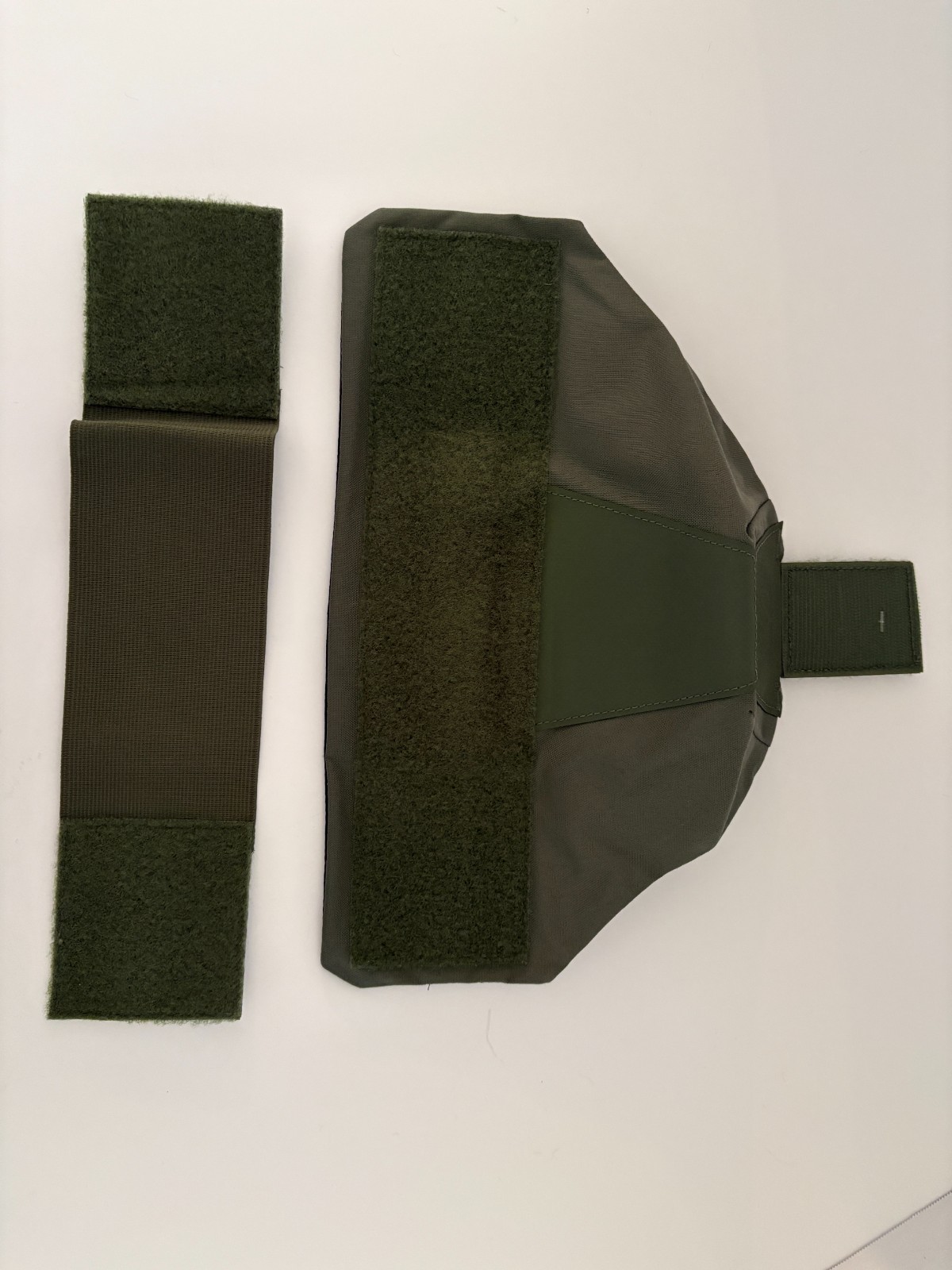 SAFARILAND/PROTECH Structured Upper Arm/Bicep Protector 2 Piece GreenW/Strap