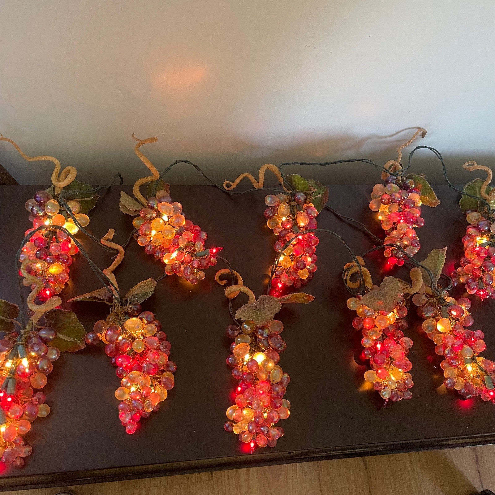 Realistic Grape Lights 2 Sets/10 clusters Electric Plug in Purple Red Cream Mix