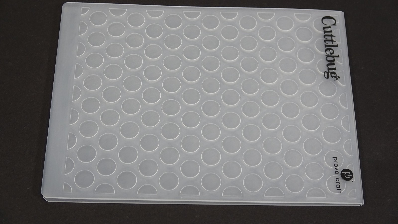 2009 Cuttlebug Embossing Folder Seeing Spots 2000218