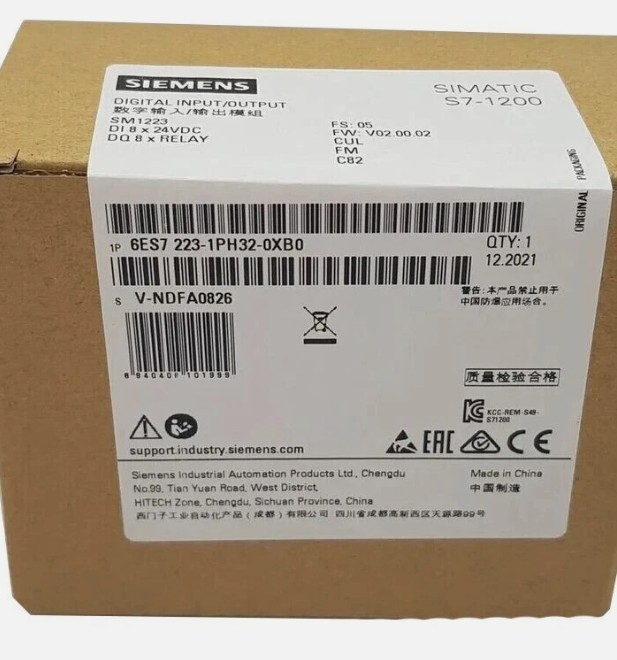 NEW IN BOX SIEMENS 6ES7 223-1PH32-0XB0 6ES7223-1PH32-0XB0