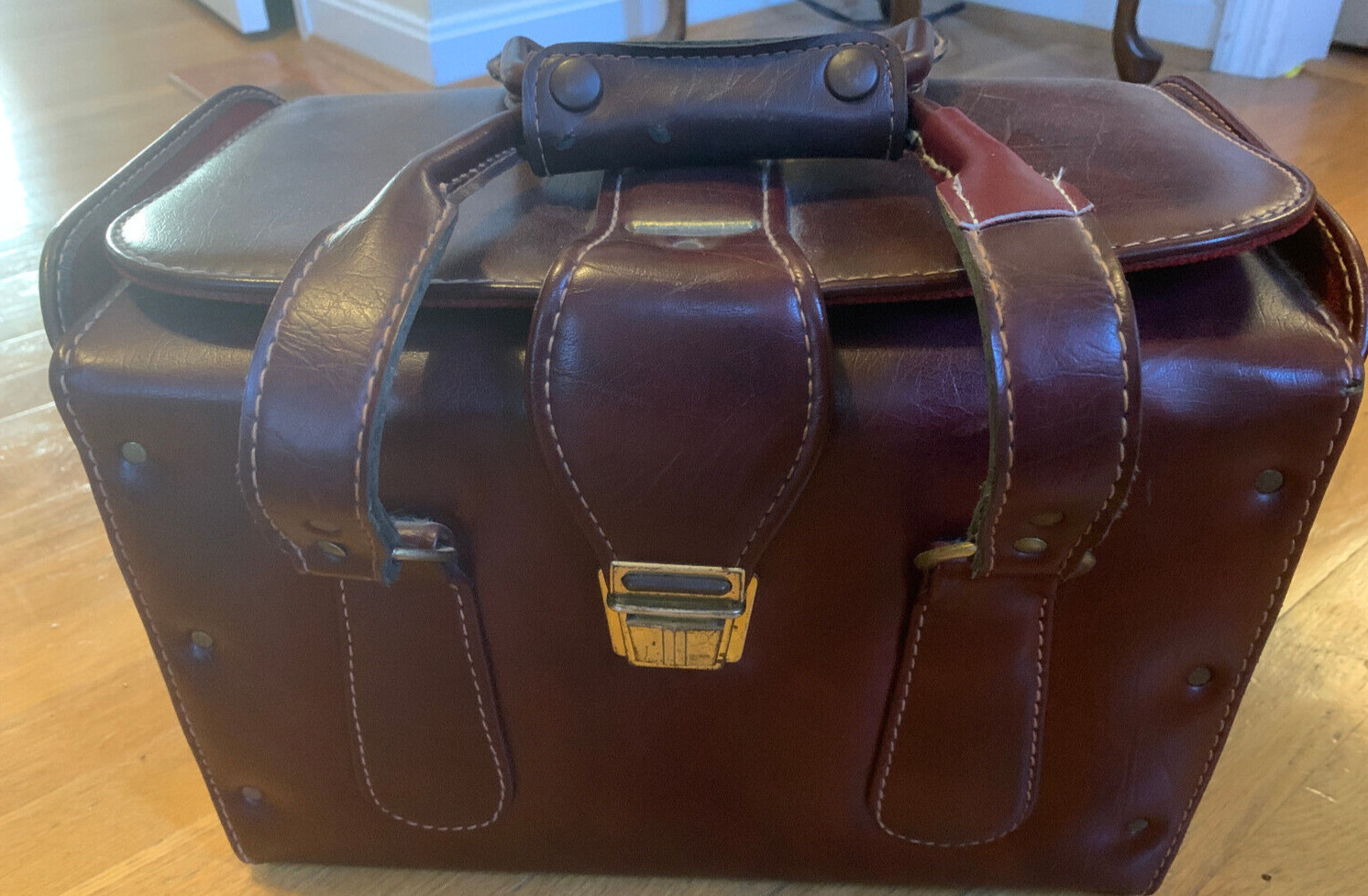 Super-8 projector  CARRYING CASE all purpose heavy duty durable soft leatherette