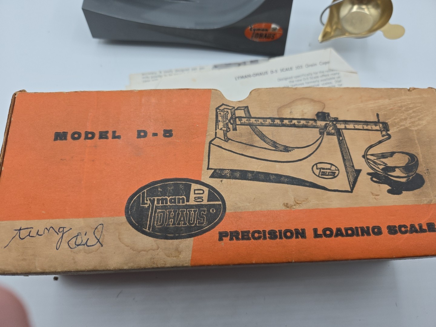 Lyman model D5 Precision Loading Scale by Ohaus In Original Box. Vintage
