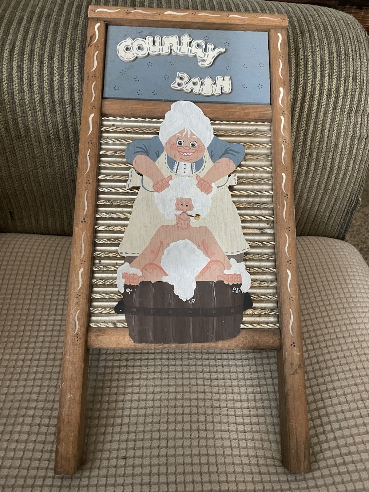 VINTAGE COLUMBUS WASHBOARD COMPANY COUNTRY FARM 18" x 8-1/2"