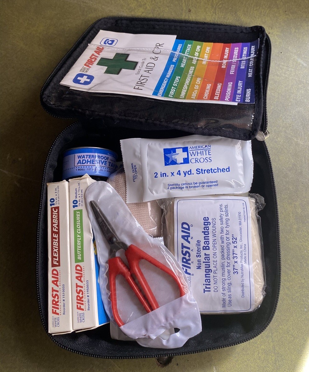 04 Toyota Prius First aid Kit With Case