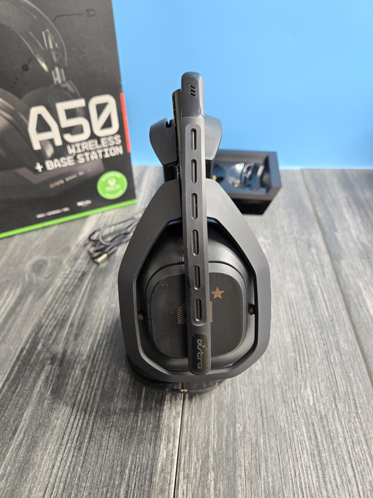 Logitech G Astro A50 Multi-Platform Wireless Gaming Headset + Base Station