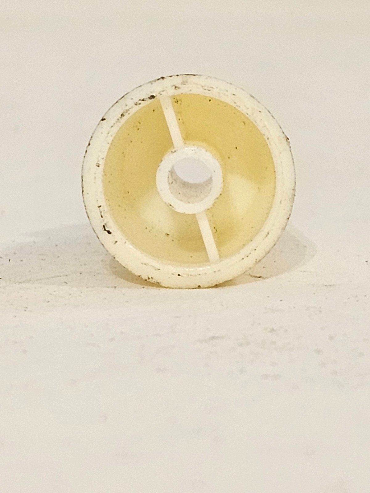 POSTS PINBALL PLAYFIELD PLASTIC WHITE SMOOTH SIDE POST 1 "