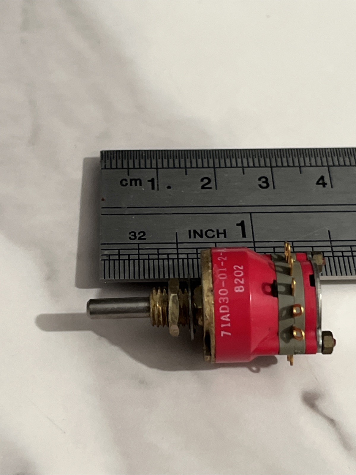 Grayhill Rotary Switch Panel Mount Electronic Component  71AD30-01-2-AJN 8202