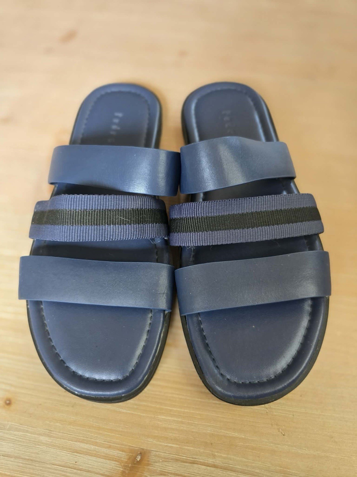 Pedro triple strap blue sandals sz 9