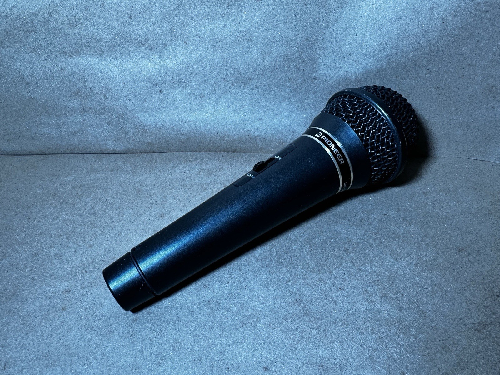 Pioneer DM-V210 Uni-Directional Dynamic Wired Microphone