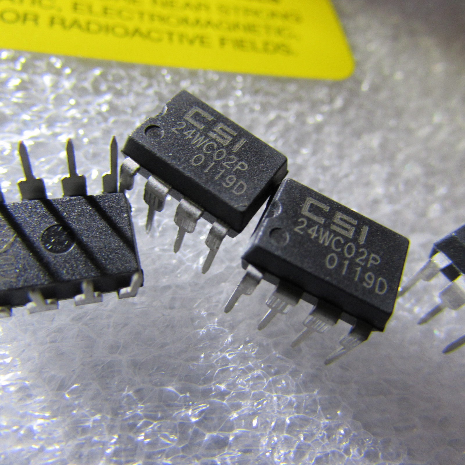 24WC02P CSI Catalyst 2K-bit SERIAL EEPROM  8pin Dip (5 Pieces) NOS FAST SHIP USA