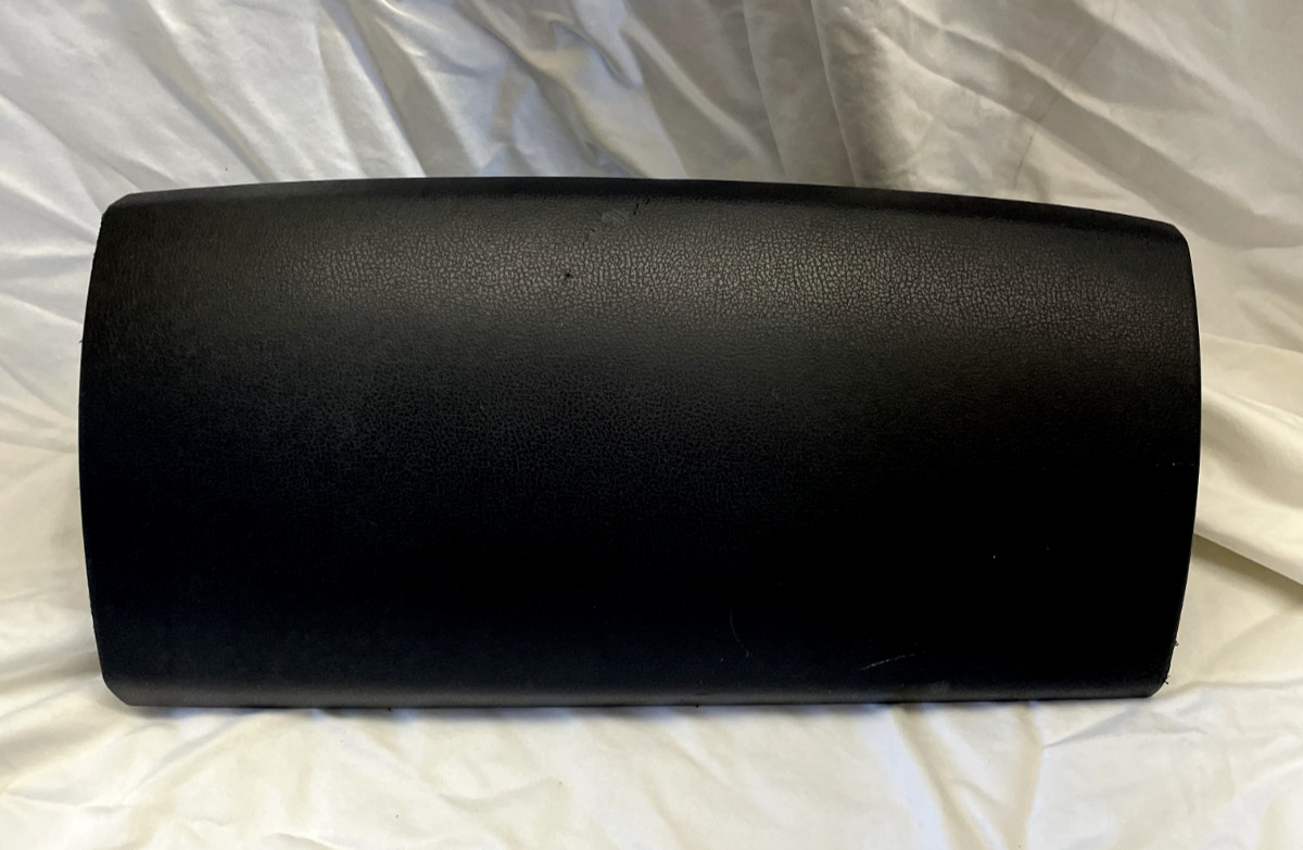 12 13 14 15 16 17 18 19 NISSAN VERSA Hatchback Upper Glove Box Black