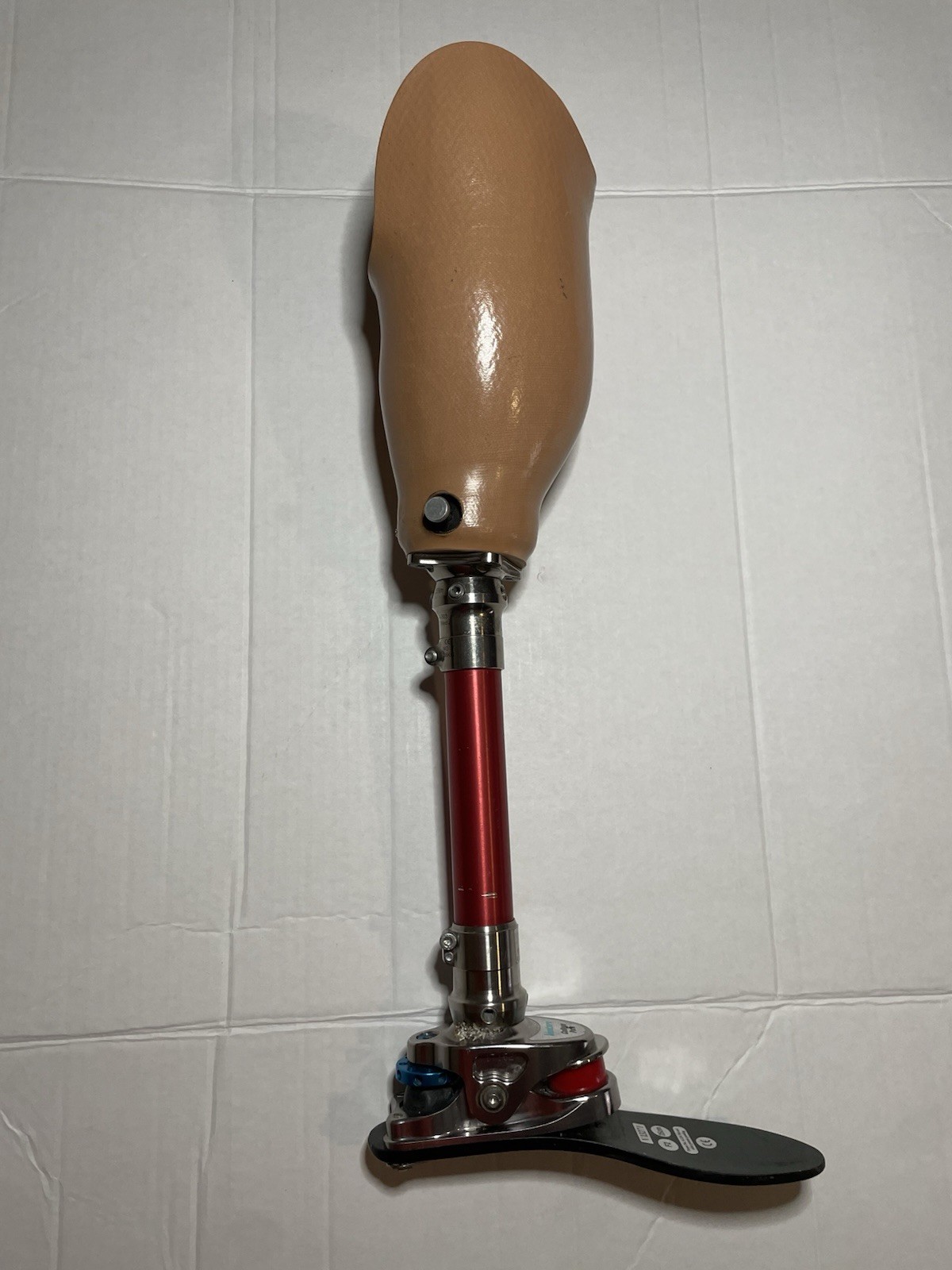 College Park Venture Prosthetic Leg V13271 25cm Red Socket 120KG