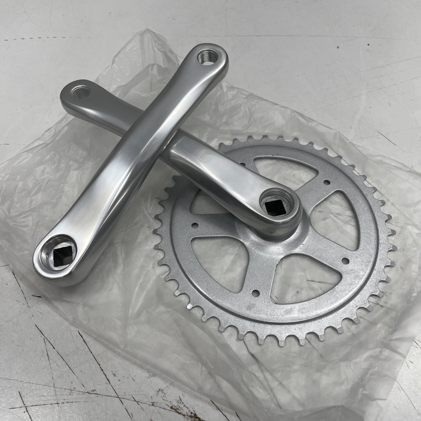 📍 NEW BICYCLE BIKE PART - Crank Arm Set Silver Brushed 170mm 42T
