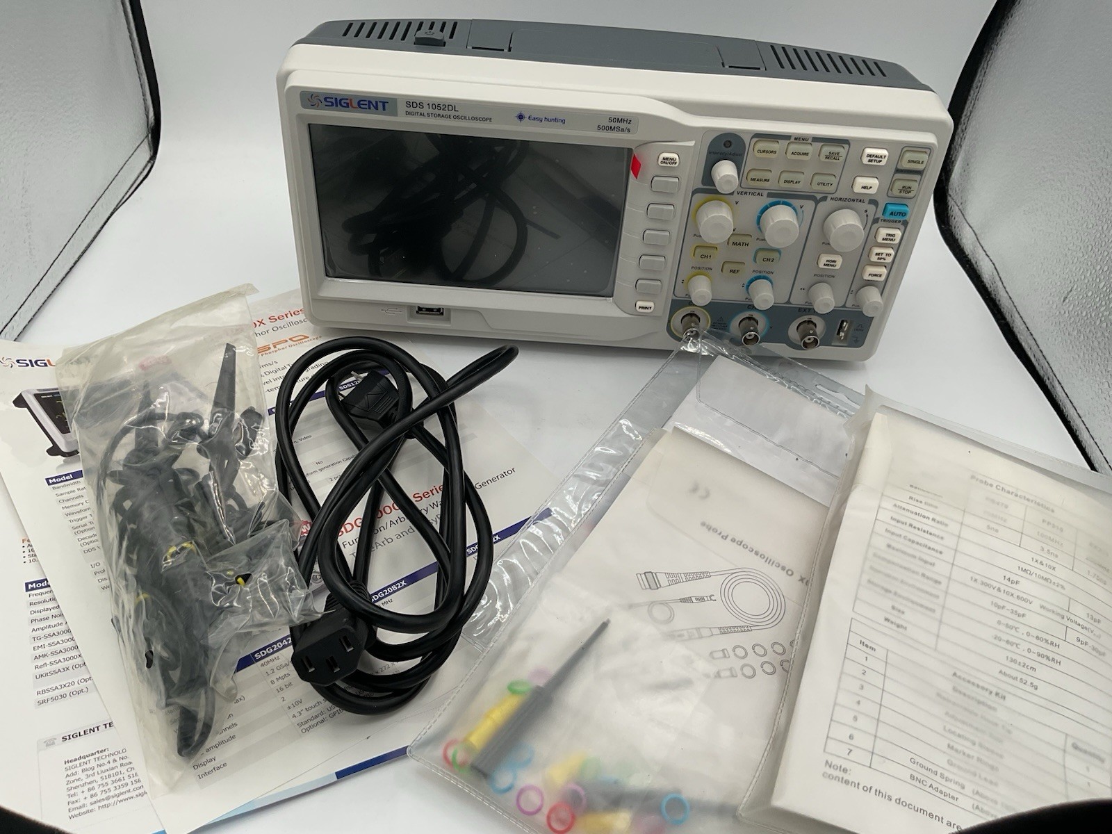 Siglent Technologies Oscilloscope SDS1052DL 50 MHz Digital Storage NEW TESTED