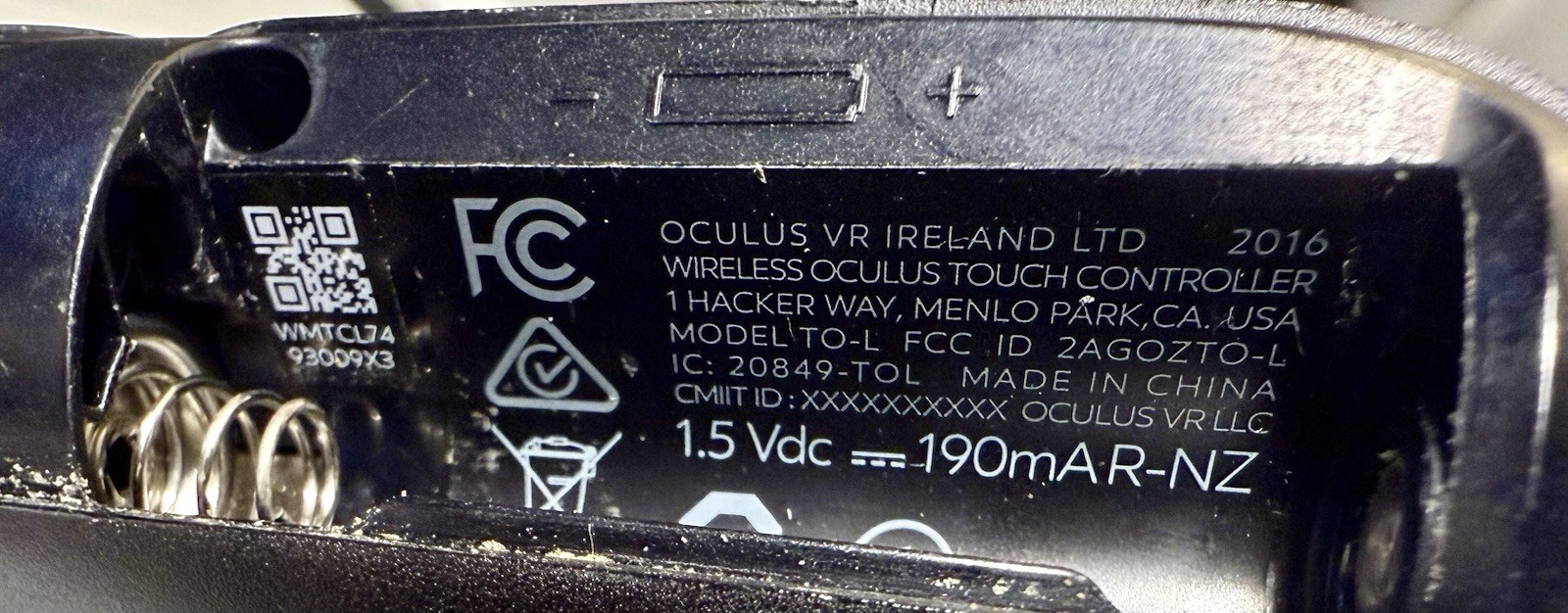 Oculus Rift CV1 Virtual Reality Touch Controller Left - Tested & Working