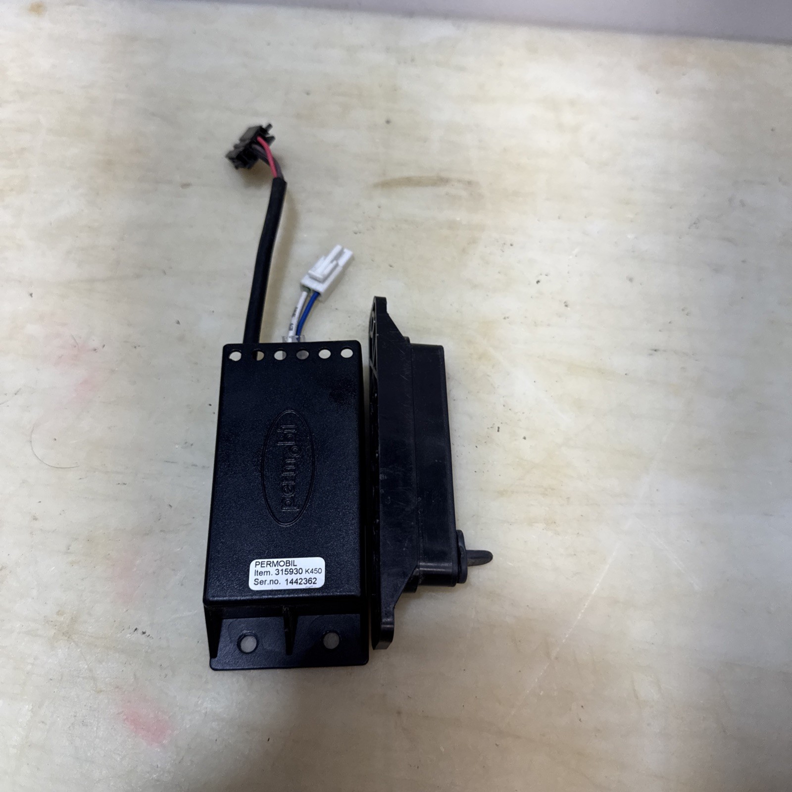 Permobil C300 G29.1 Power Wheelchair  Seat elevator Module 315930