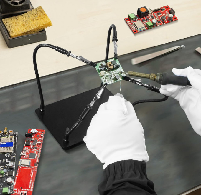 Helping Hands Soldering Station Third Hand Soldering Tool 4 Flexible Arms Help