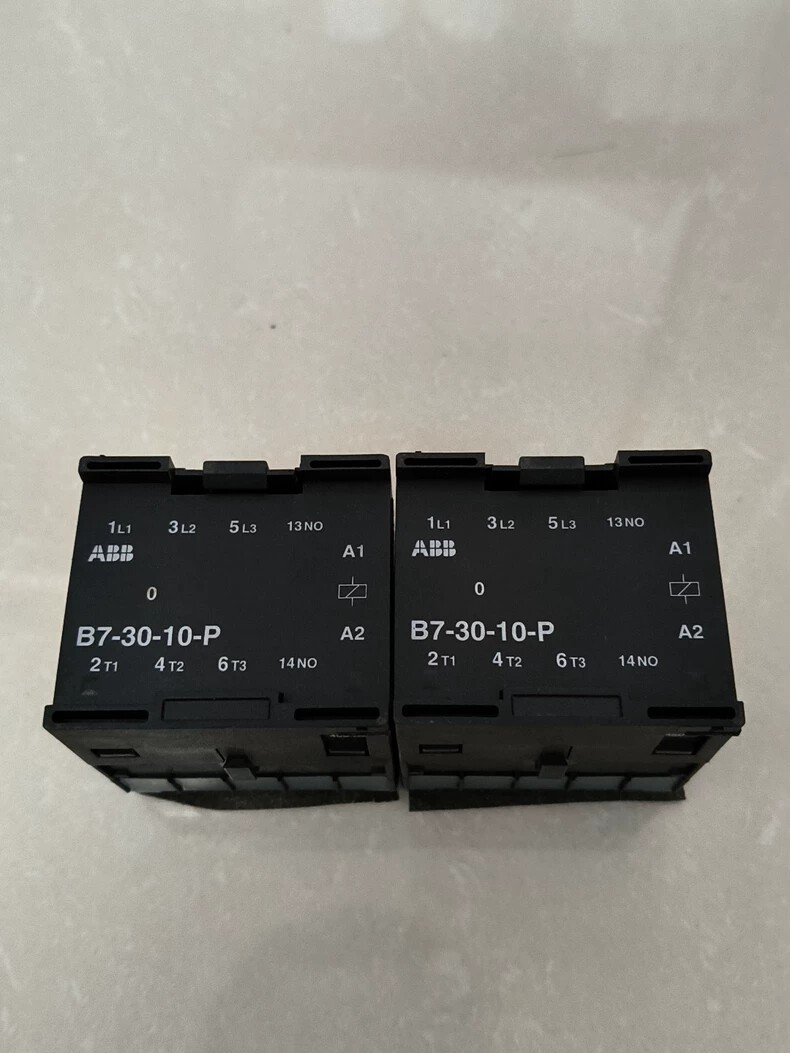 1pcs NEW ABB B7-30-10-P Auxiliary Contacts
