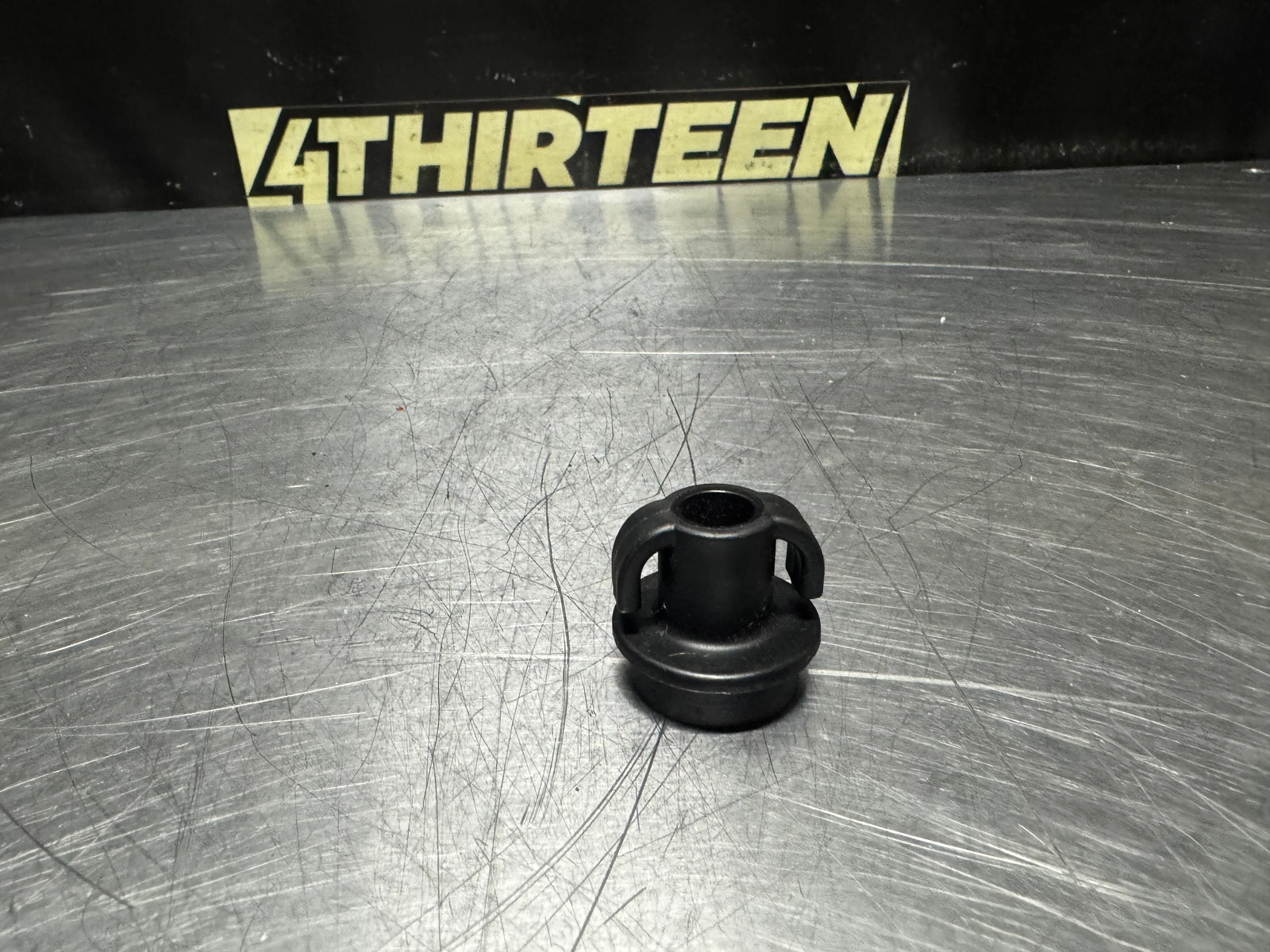 97-04 CORVETTE C5 OEM TRUNK CARGO NET RETAINER LUGGAGE NUT #N577