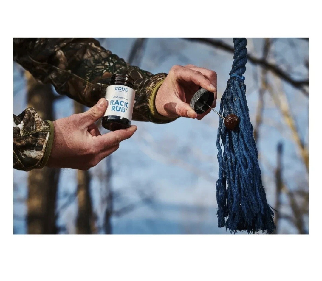 Code Blue ROPE-A-DOPE Rack Rub Mock Scrape Buck Lure Scent All Season OA1419